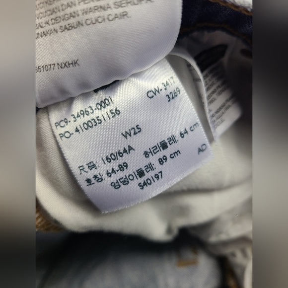 Levi's 34963-0001 deconstructed denim skirt Size 25 - Picture 7 of 7